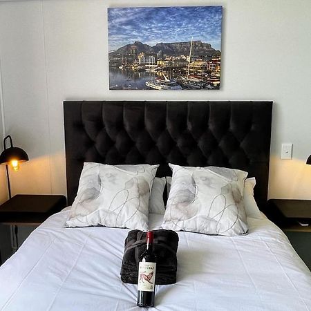 Modern Luxury Studio With Breathtaking City Views - No Load Shedding Кейптаун Экстерьер фото